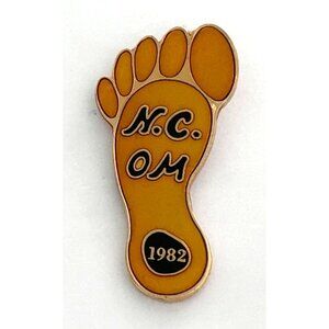 Vintage Odyssey of the Mind North Carolina NC OM Foot Pin 1982
